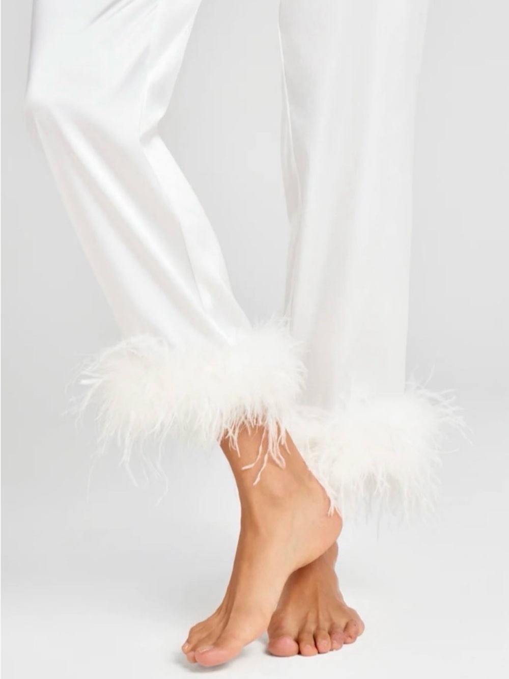 NADINE MERABI White Feather-Trim Satin Lounge Set White - Picture 6 of 8